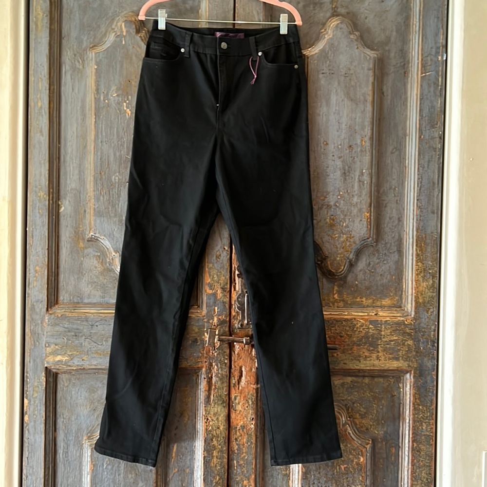 Gloria, Vanderbilt, black jeans, size 10 Amanda slim